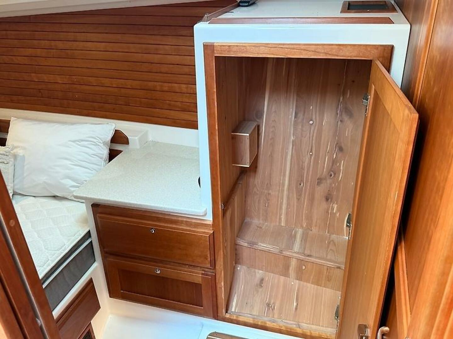 Slide: The Image of 0005225084 - 5441505