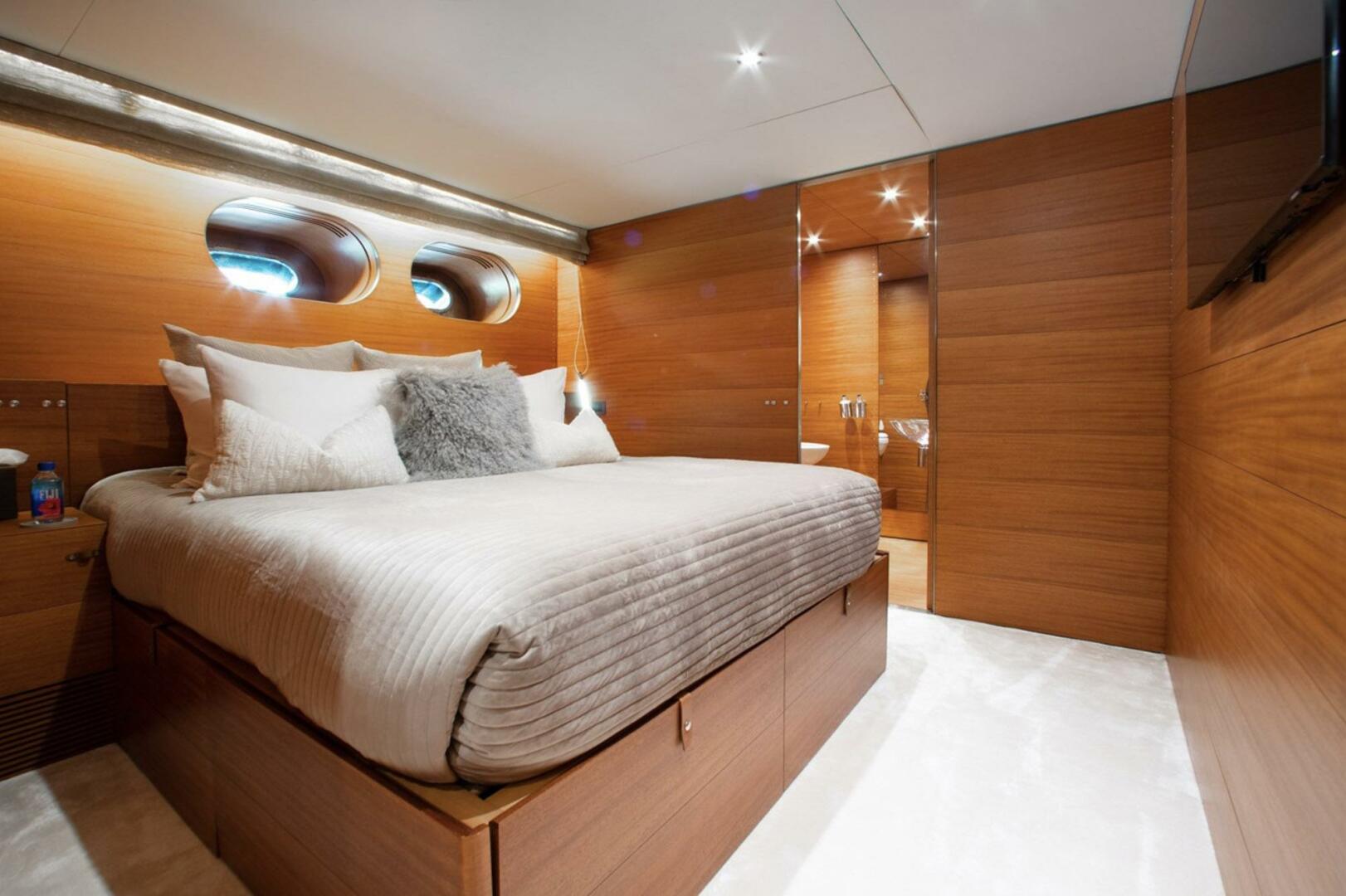 Slide: The Image of Baglietto 41M 1999 - 5256977