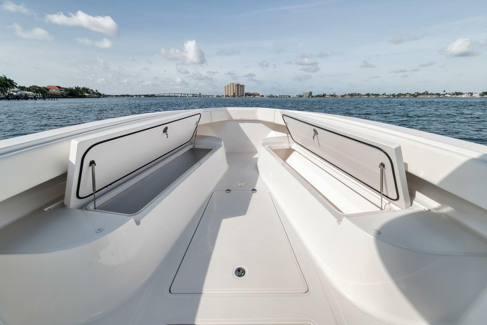Slide: The Image of Bahama 41 CC 2013 - 5361780