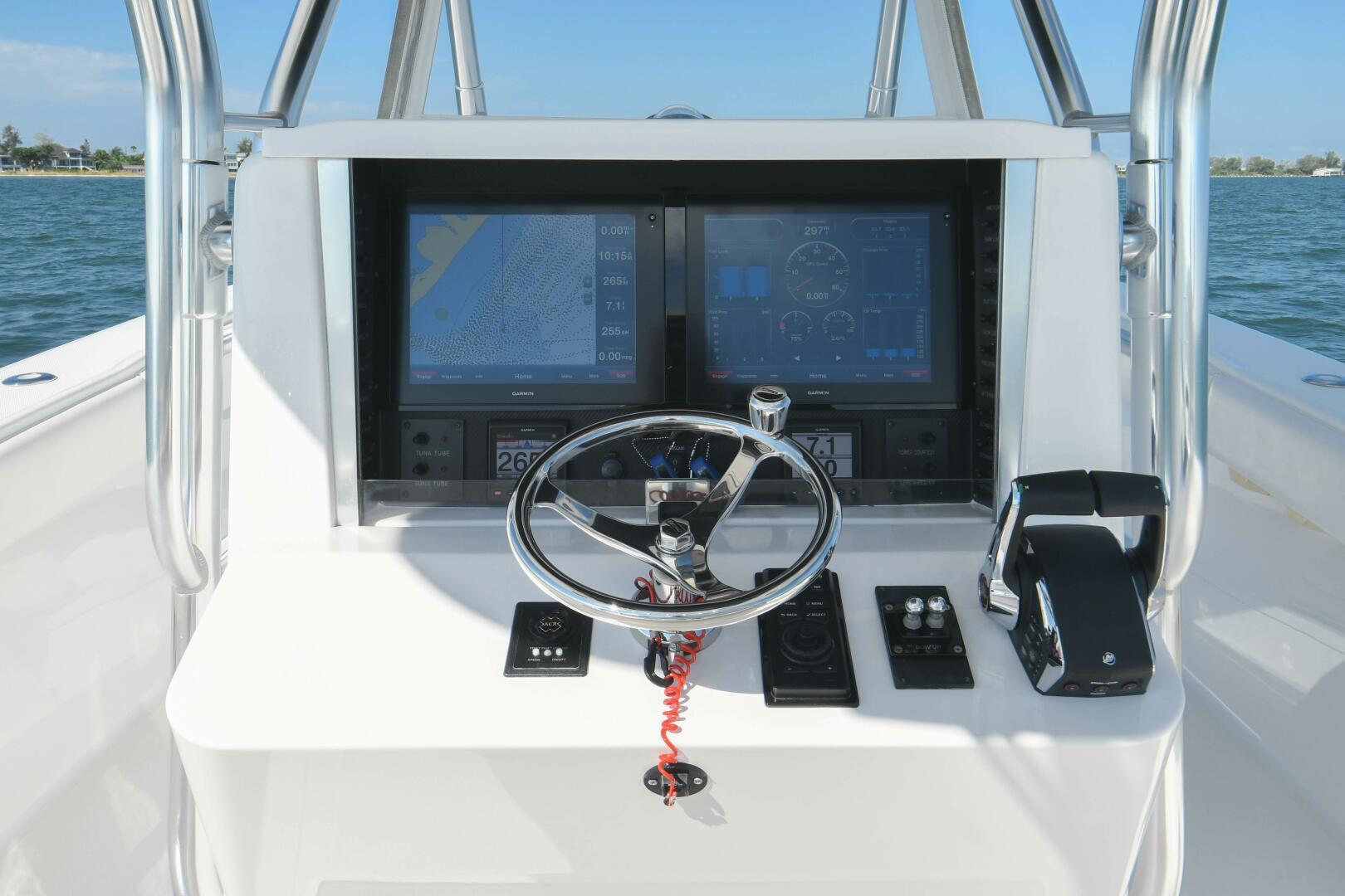 Slide: The Image of 2014 41 Bahama CC Helm - 3886861