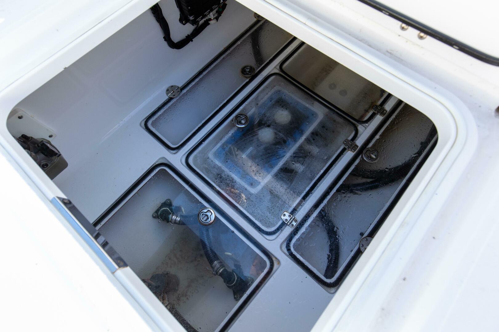 Slide: The Image of 2021 Bahama 41 Center Console - 4151856