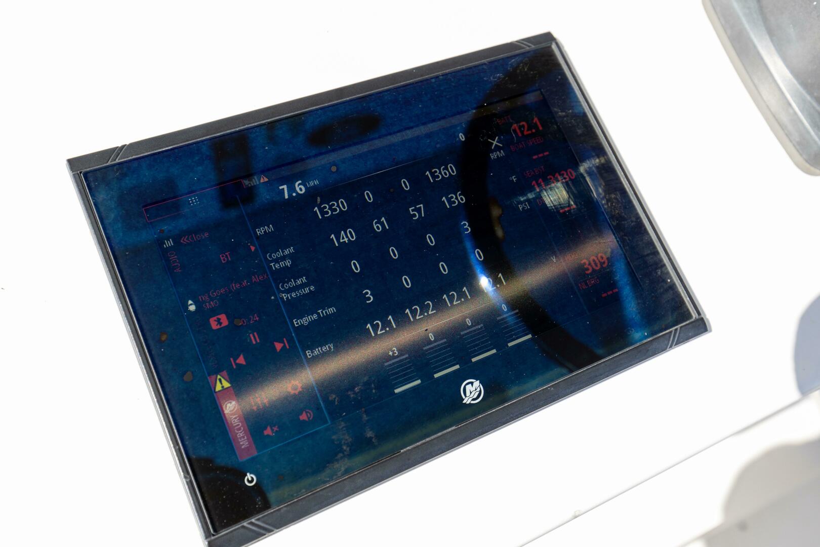 Slide: The Image of 2021 Bahama 41 Center Console - 4151840
