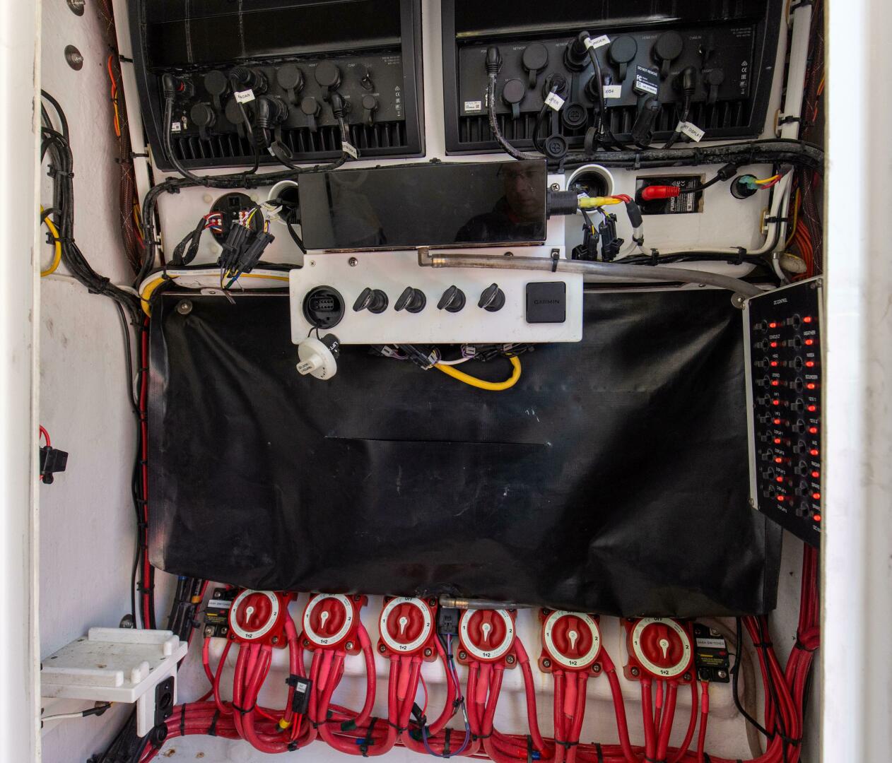 Slide: The Image of 2021 Bahama 41 Center Console - 4151849