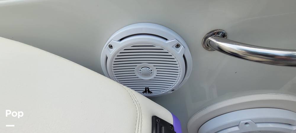 Slide: The Image of Exterior Speakers - 14637759