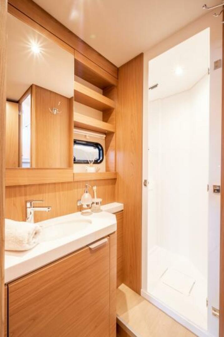 Slide: The Image of Bali 5.4- 4C/4H (2+2) 2025 - 5179442