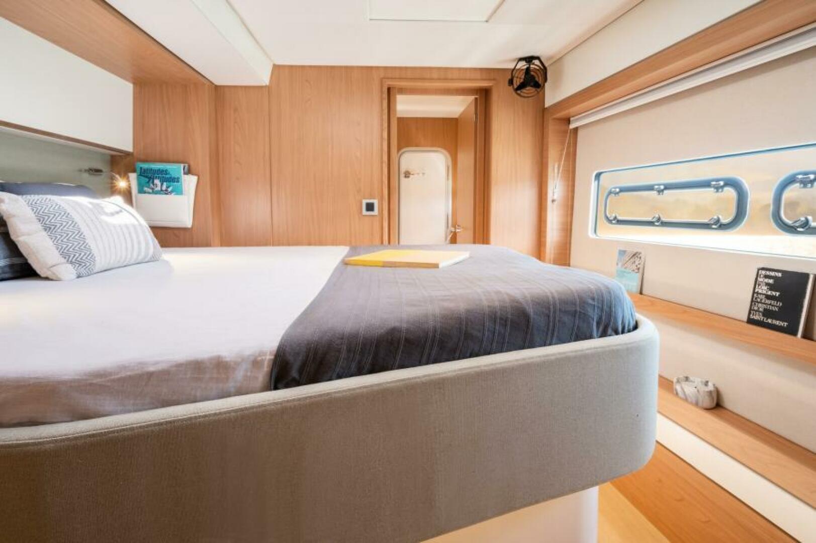 Slide: The Image of Bali 5.4- 4C/4H (2+2) 2025 - 5179444