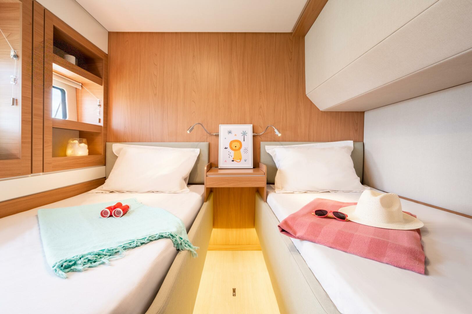 Slide: The Image of Bali 5.4 - 4C/4H (3+1) 2025 - 5180517