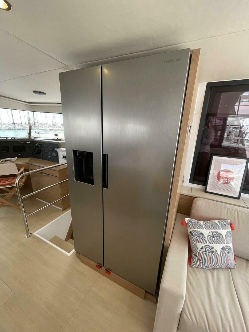Slide: The Image of Bali 4.4 American Fridge 1 - 5238967