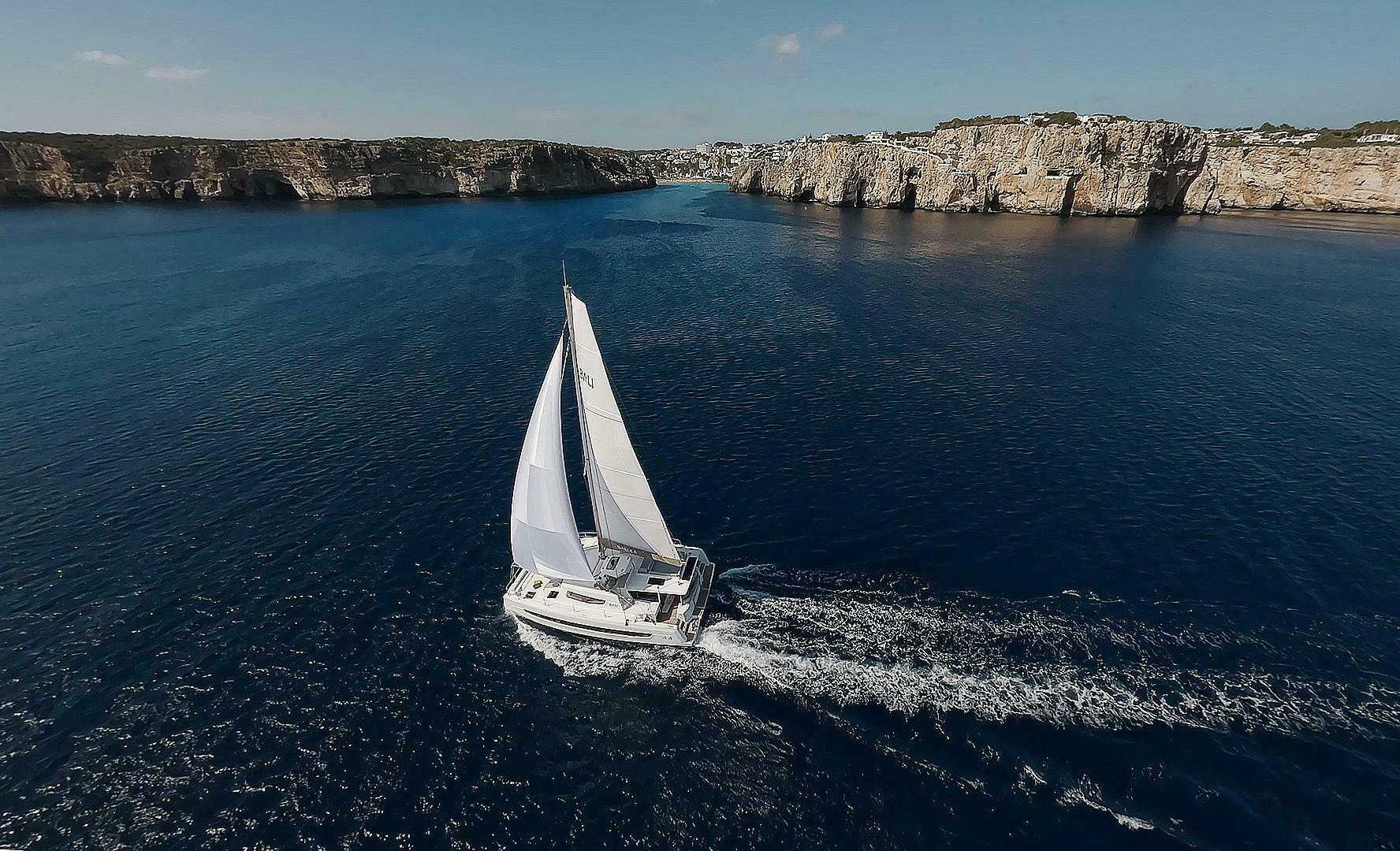 Slide: The Image of Bali 4.4 Sailing 2 - 5239009