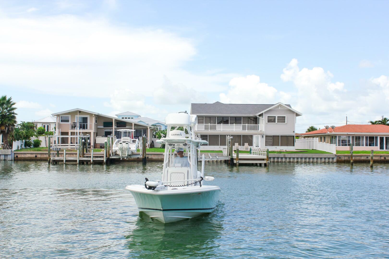 Slide: The Image of 2018 Barker Boatworks 26 - Profile - 5529130