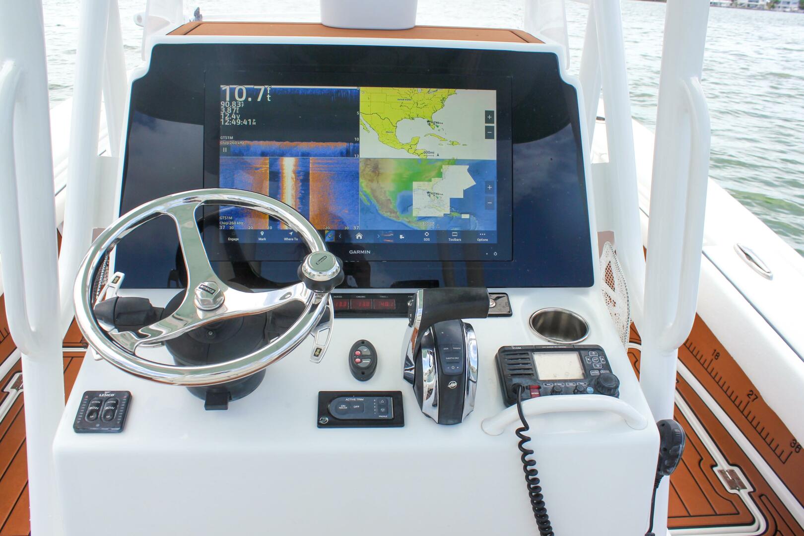Slide: The Image of 2018 Barker Boatworks 26 - Helm/Electronics - 5529152