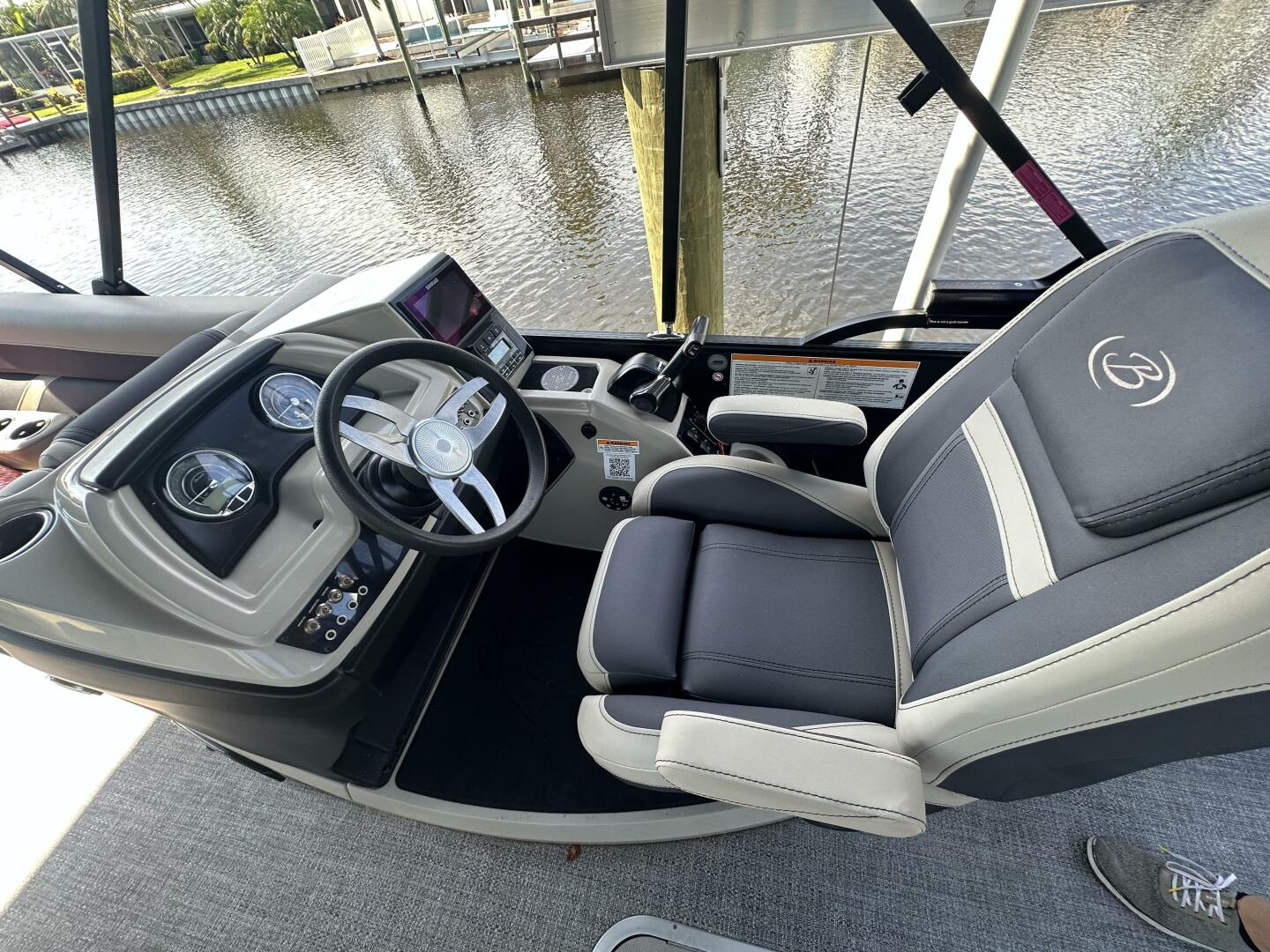 Slide: The Image of Barletta Cabrio C24UE Coastal Edition 2023 - 5350995
