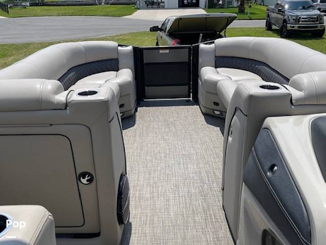 Slide: The Image of Barletta L25QSS Blackout Edition (Lusso Luxury Coastal) 2019 - 38