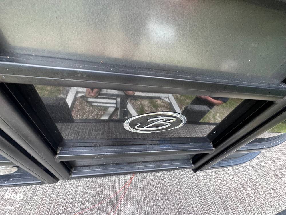 Slide: The Image of Barletta L25QSS Blackout Edition (Lusso Luxury Coastal) 2019 - 49