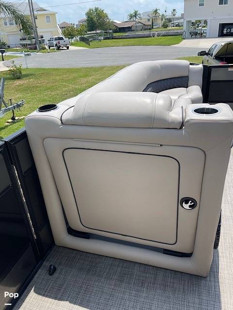 Slide: The Image of Barletta L25QSS Blackout Edition (Lusso Luxury Coastal) 2019 - 63