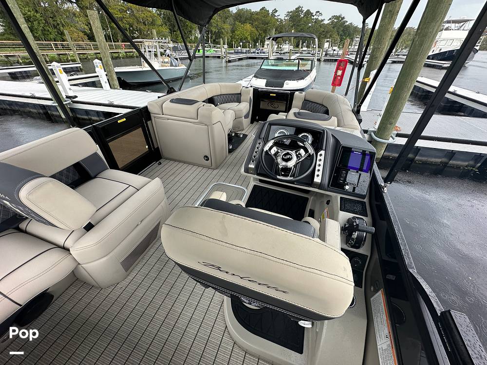 Slide: The Image of Barletta Lusso L23U 2023 - 14726276