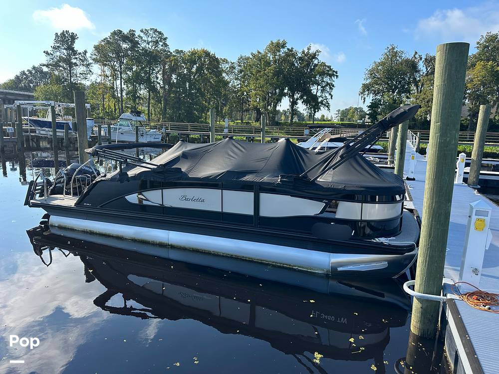 Slide: The Image of 2023 Barletta Lusso L23U - 14726100