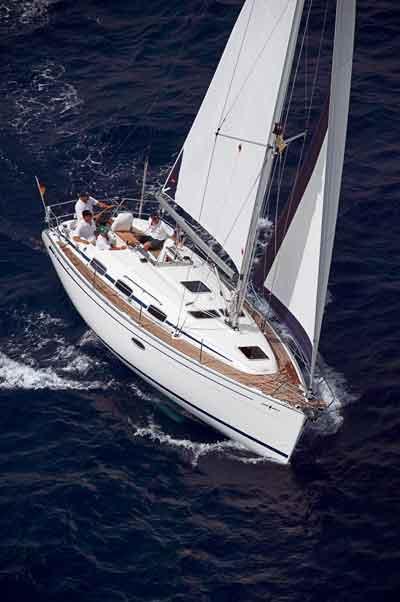 Slide: The Image of Bavaria Cruiser 33 2006 - 0