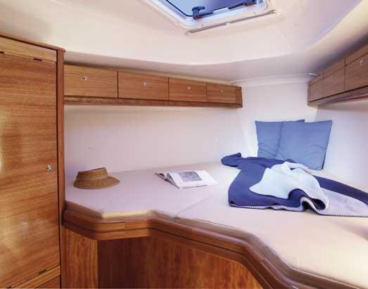 Slide: The Image of Bavaria Cruiser 33 2006 - 6