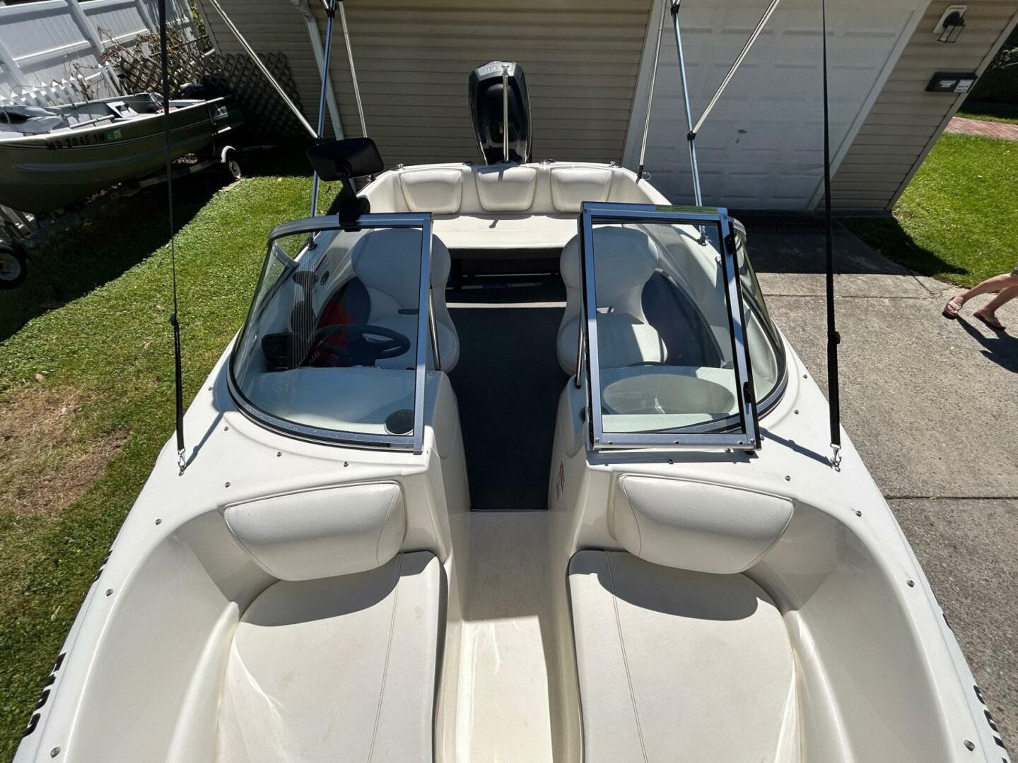 Slide: The Image of Bayliner 160 OB 2010 - 5324237