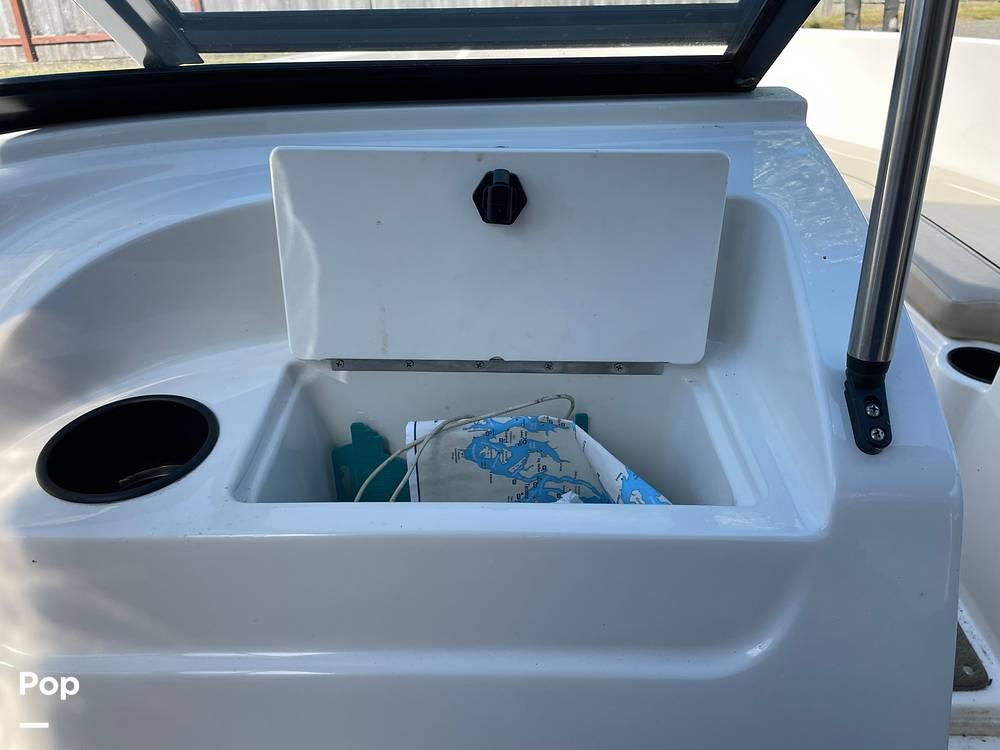 Slide: The Image of 2017 Bayliner 175 BR for sale in Bremerton, WA - 53