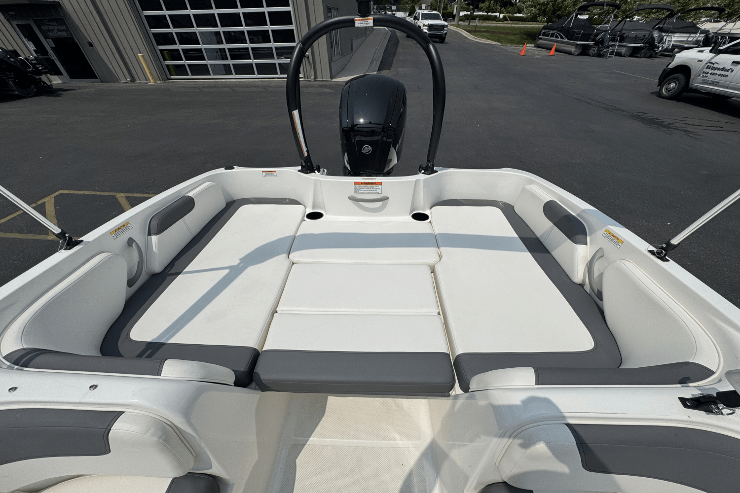 Slide: The Image of Bayliner 180 ELEMENT 2021 - 18