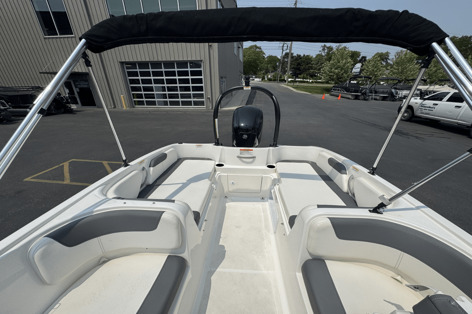 Slide: The Image of Bayliner 180 ELEMENT 2021 - 19