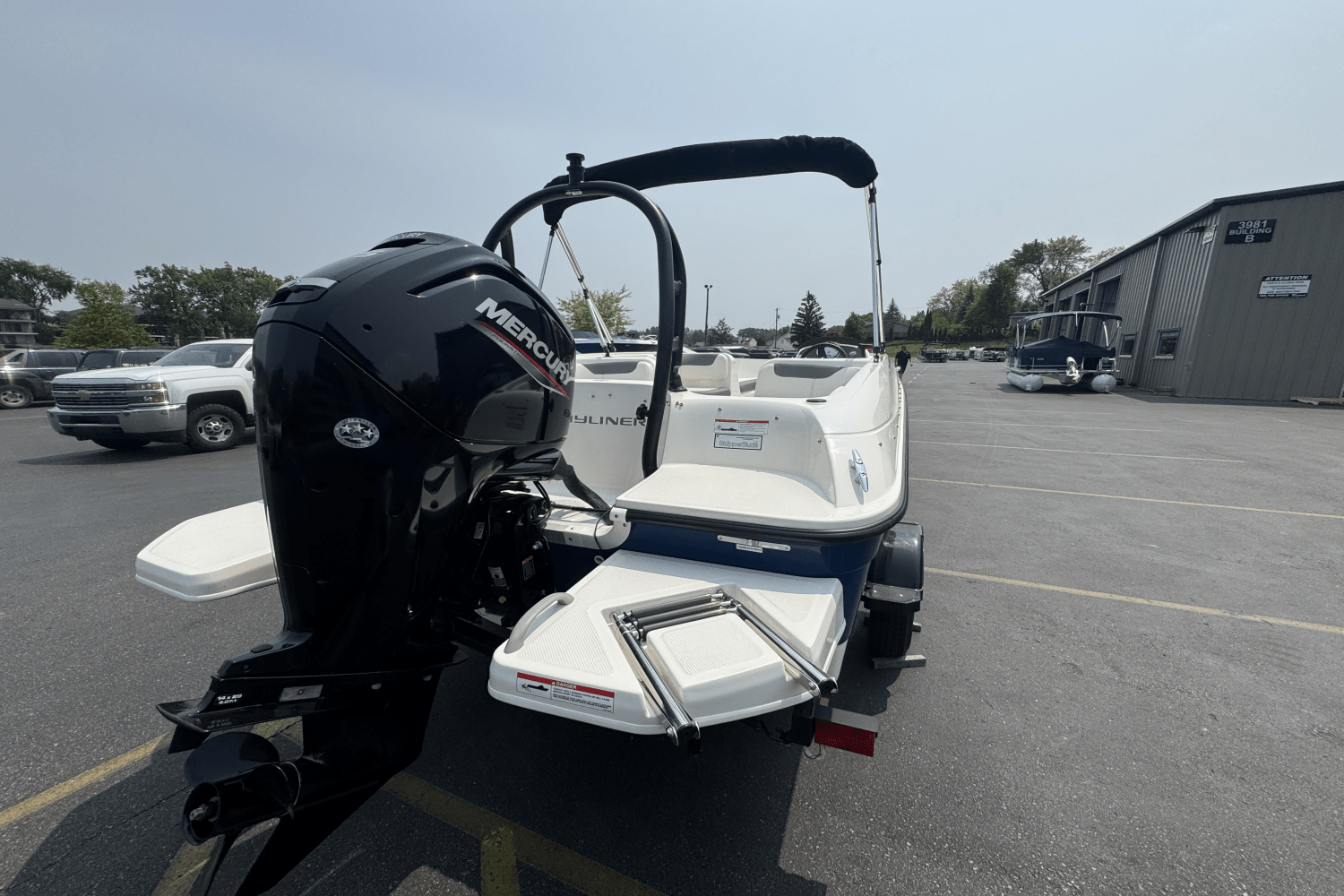 Slide: The Image of Bayliner 180 ELEMENT 2021 - 26