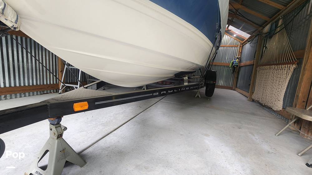 Slide: The Image of Bayliner 195BR 2012 - 10606502