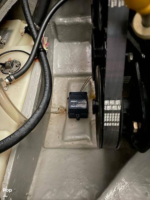 Slide: The Image of Bayliner 195BR 2012 - 9848204