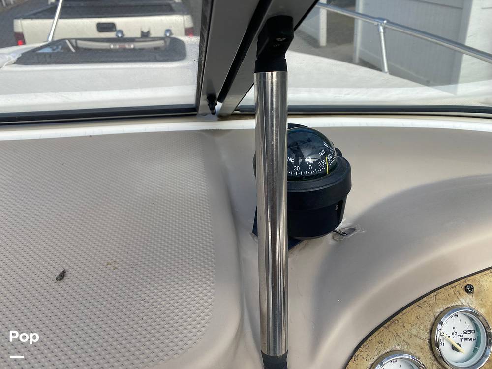 Slide: The Image of Bayliner 210 Classic Cuddy 2004 - 11957492