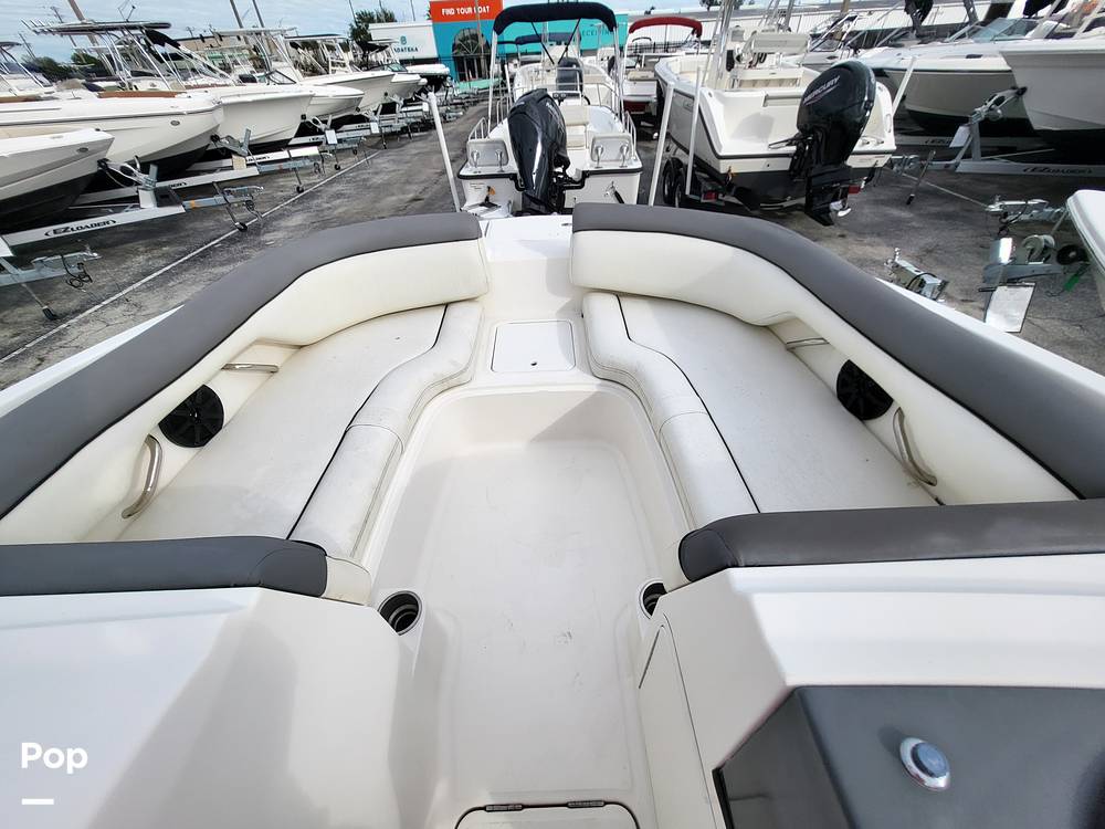 Slide: The Image of Bayliner 210 DB 2018 - 14932558