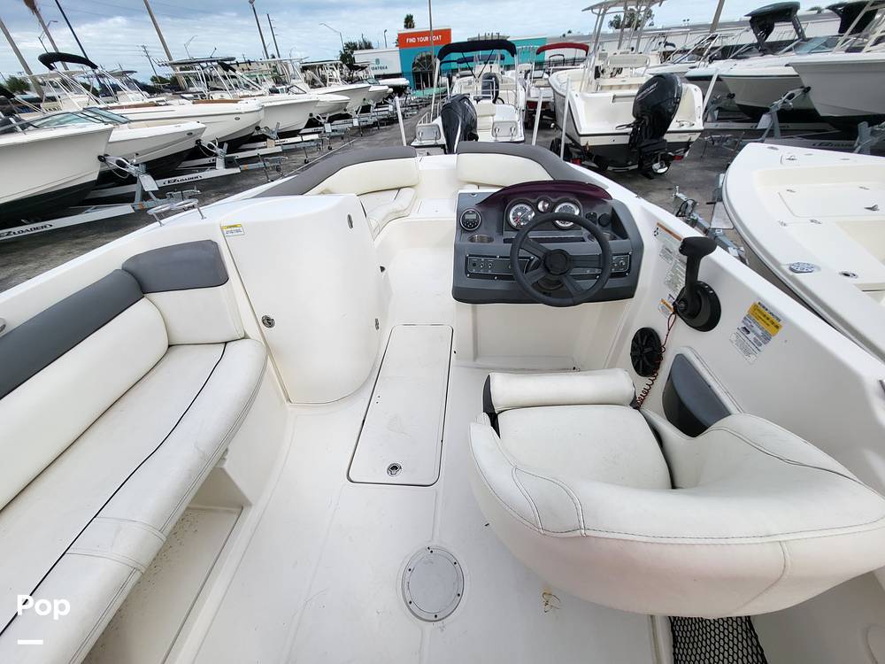 Slide: The Image of Bayliner 210 DB 2018 - 14932551