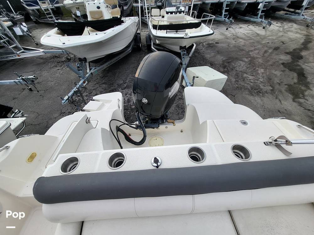 Slide: The Image of Bayliner 210 DB 2018 - 14932602