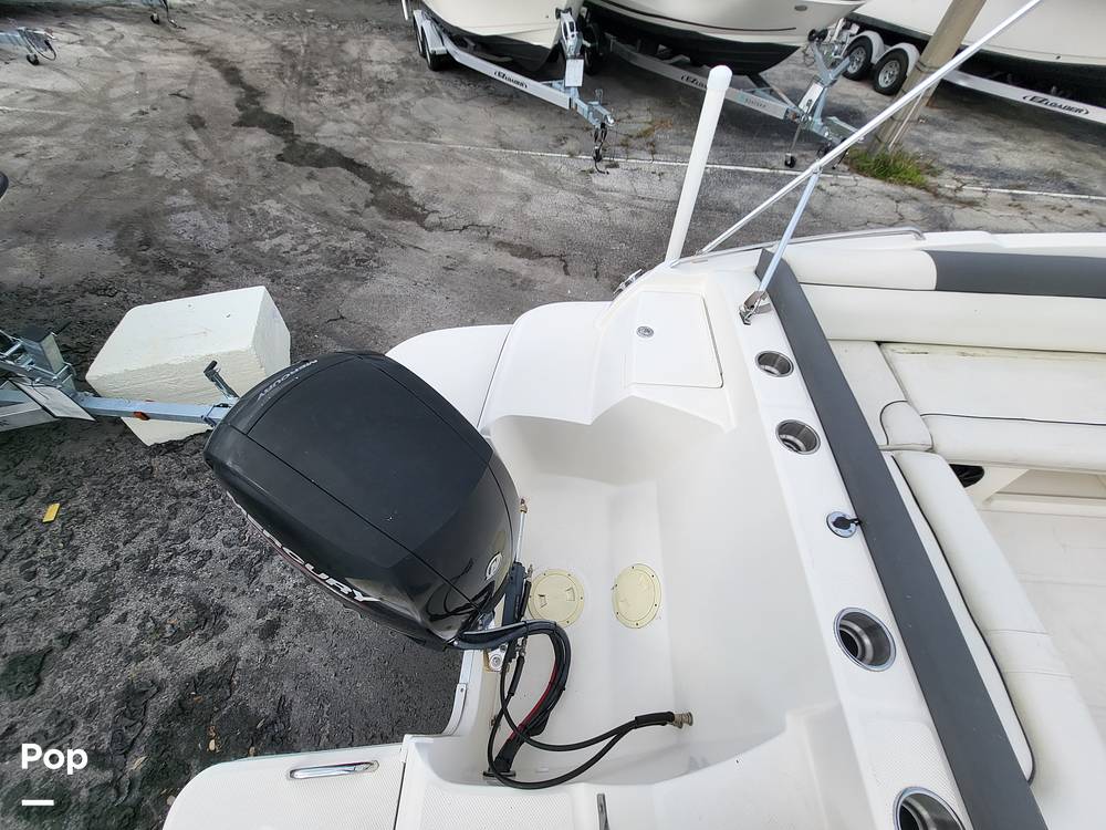 Slide: The Image of Bayliner 210 DB 2018 - 14932605