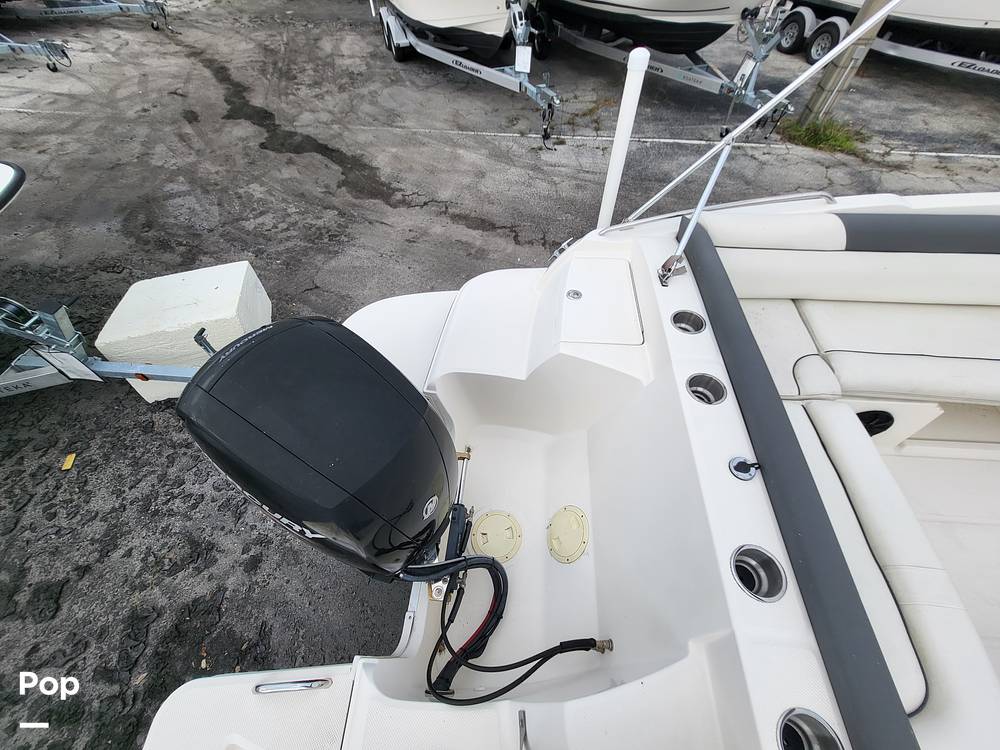 Slide: The Image of Bayliner 210 DB 2018 - 14932548