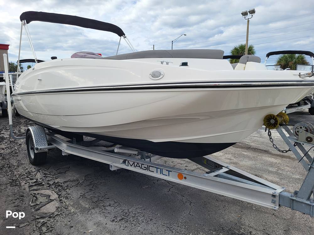 Slide: The Image of Bayliner 210 DB 2018 - 14931732