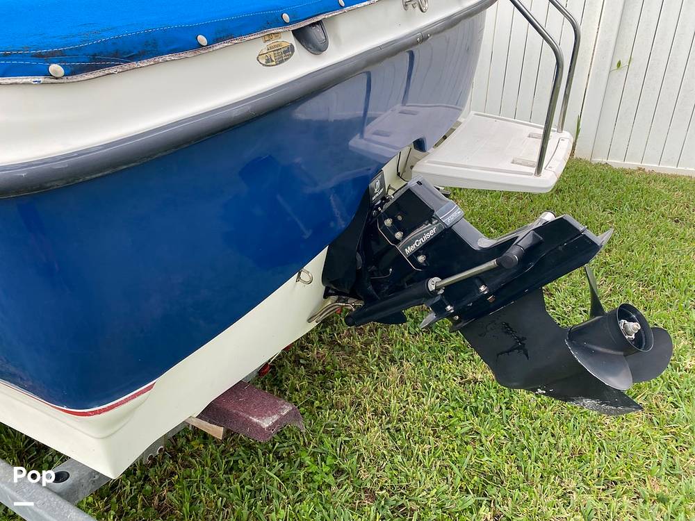 Slide: The Image of Bayliner 215 2005 - 11290321