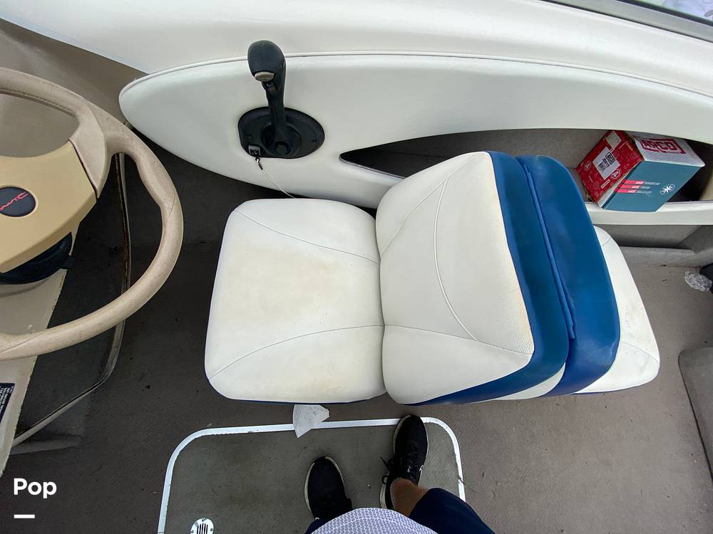 Slide: The Image of Bayliner 215 2005 - 11290330