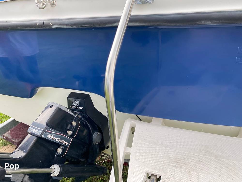 Slide: The Image of Bayliner 215 2005 - 11290368