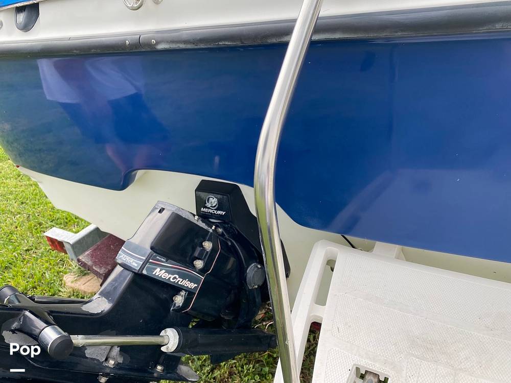 Slide: The Image of Bayliner 215 2005 - 11290369