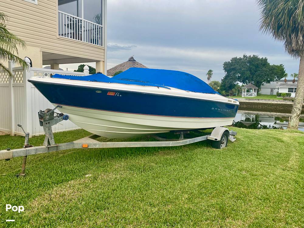 Slide: The Image of Bayliner 215 2005 - 11290350