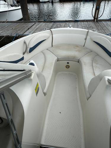 Slide: The Image of Bayliner 215 Capri 2001 - 6