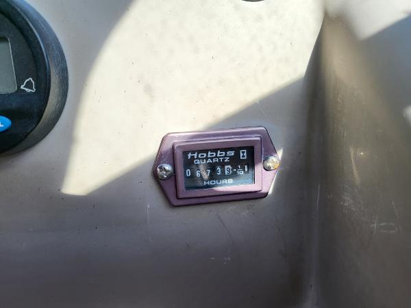 Slide: The Image of Hobbs Quartz hour meter on 1995 Bayliner 2355 Ciera Sunbridge boat. - 4