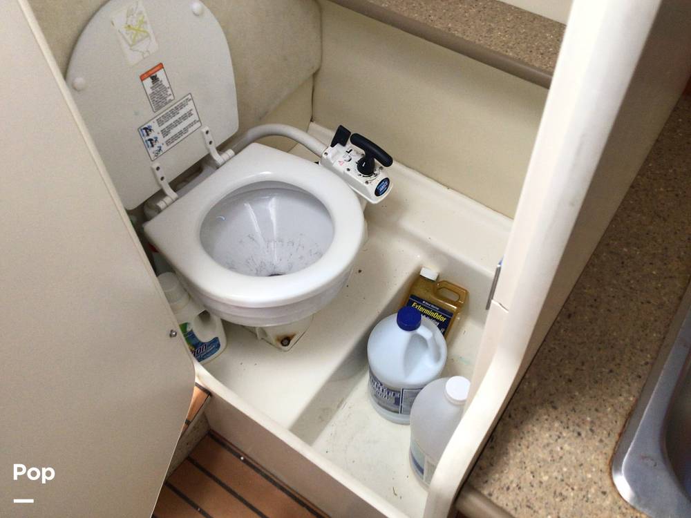 Slide: The Image of Bayliner 242 Classic 2006 - 15363873