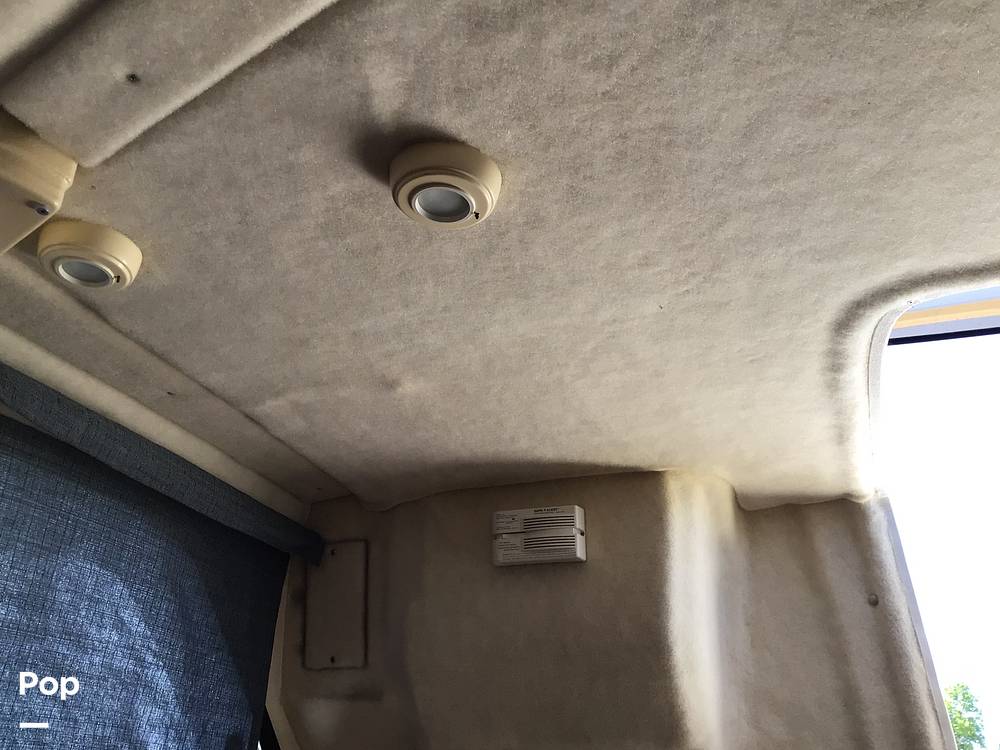 Slide: The Image of Bayliner 242 Classic 2006 - 15363895