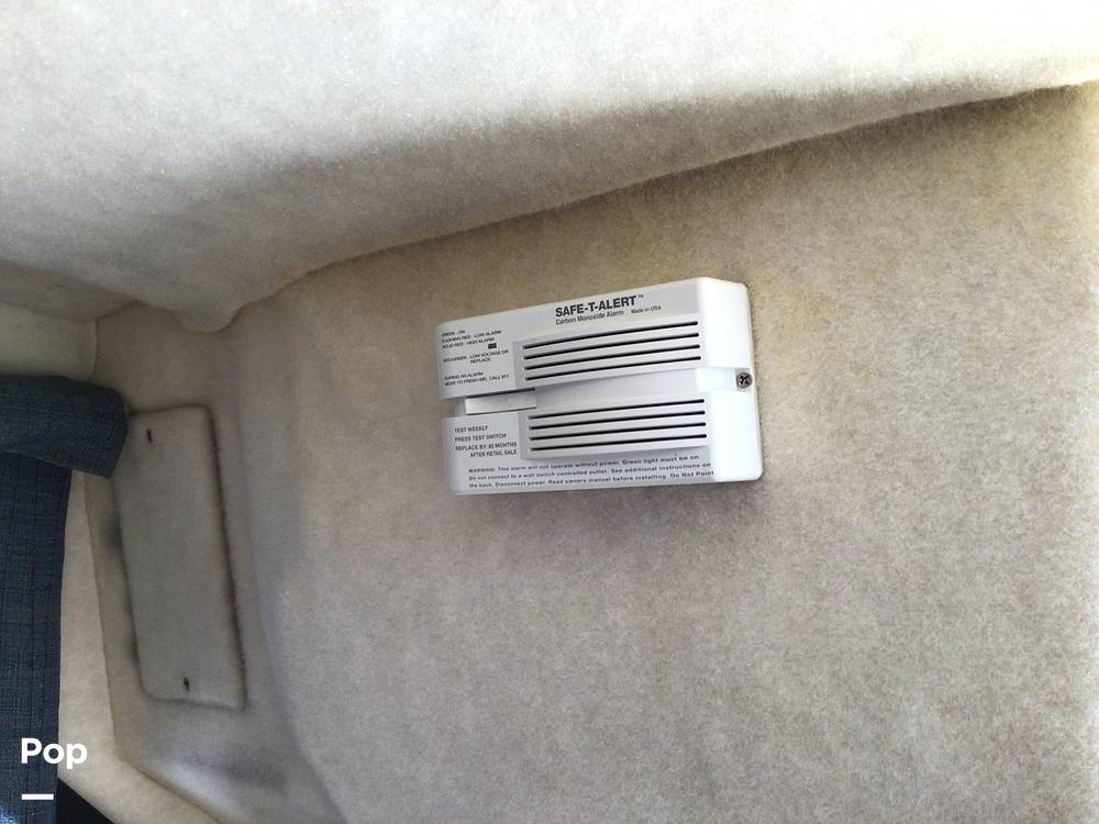 Slide: The Image of Bayliner 242 Classic 2006 - 15363898