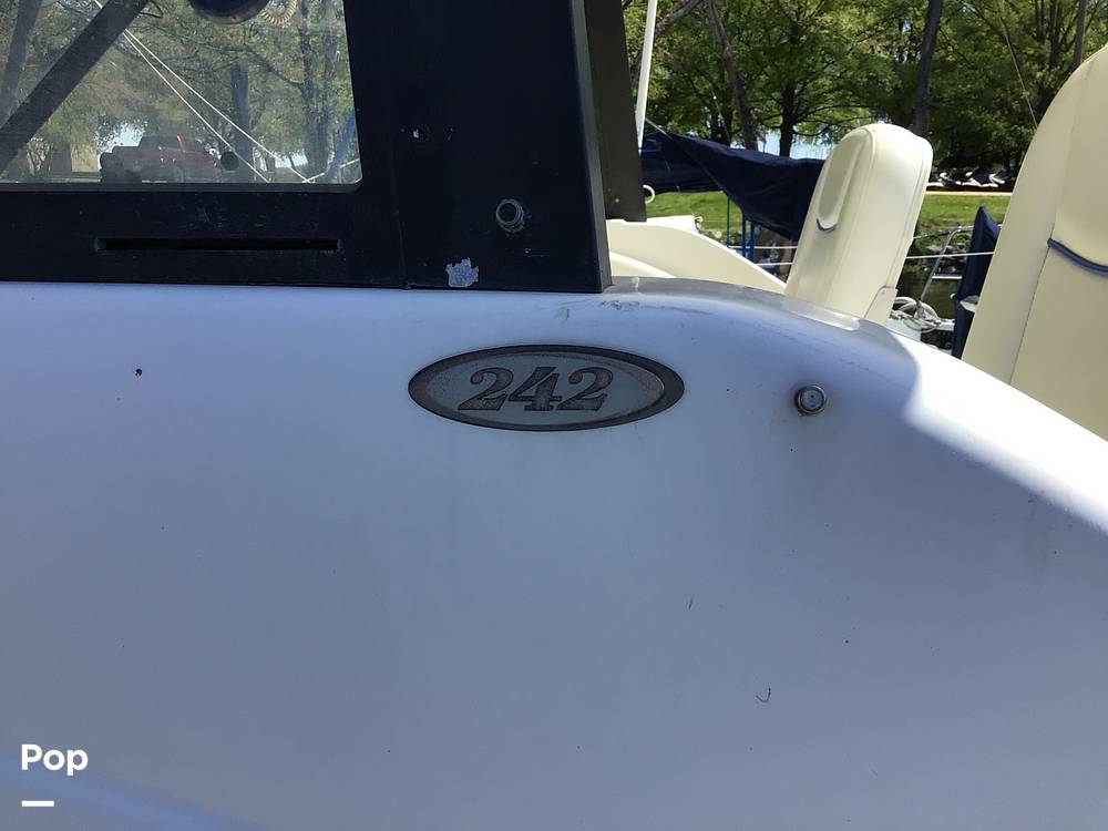 Slide: The Image of Bayliner 242 Classic 2006 - 15363900