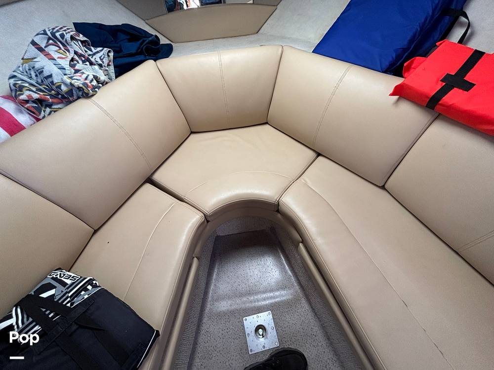 Slide: The Image of Bayliner 245 2005 - 15570970