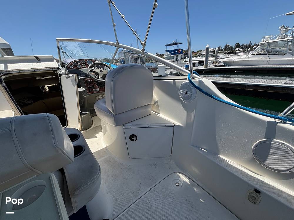 Slide: The Image of Bayliner 245 2005 - 15571001